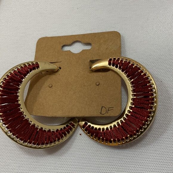 Bundle of SIX pair, new earrings - Picture 3 of 9